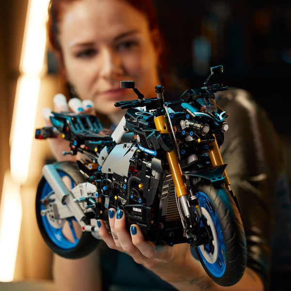 LEGO® TECHNIC™ Yamaha MT-10 SP – AG LEGO® Certified Stores