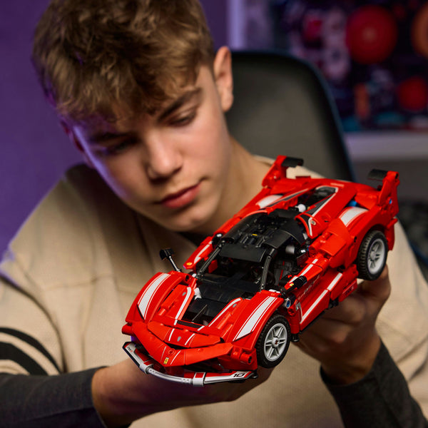 LEGO® Technic Ferrari FXX K – AG LEGO® Certified Stores