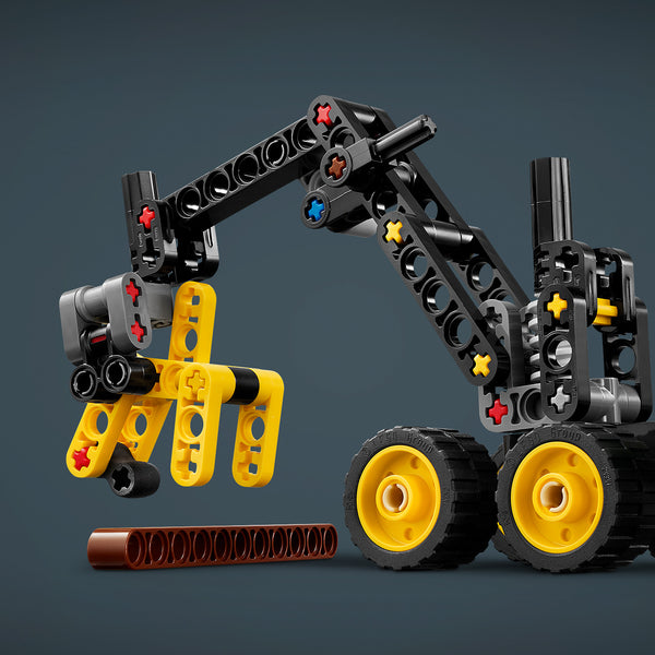 LEGO® Technic John Deere 1470H Wheeled Harvester