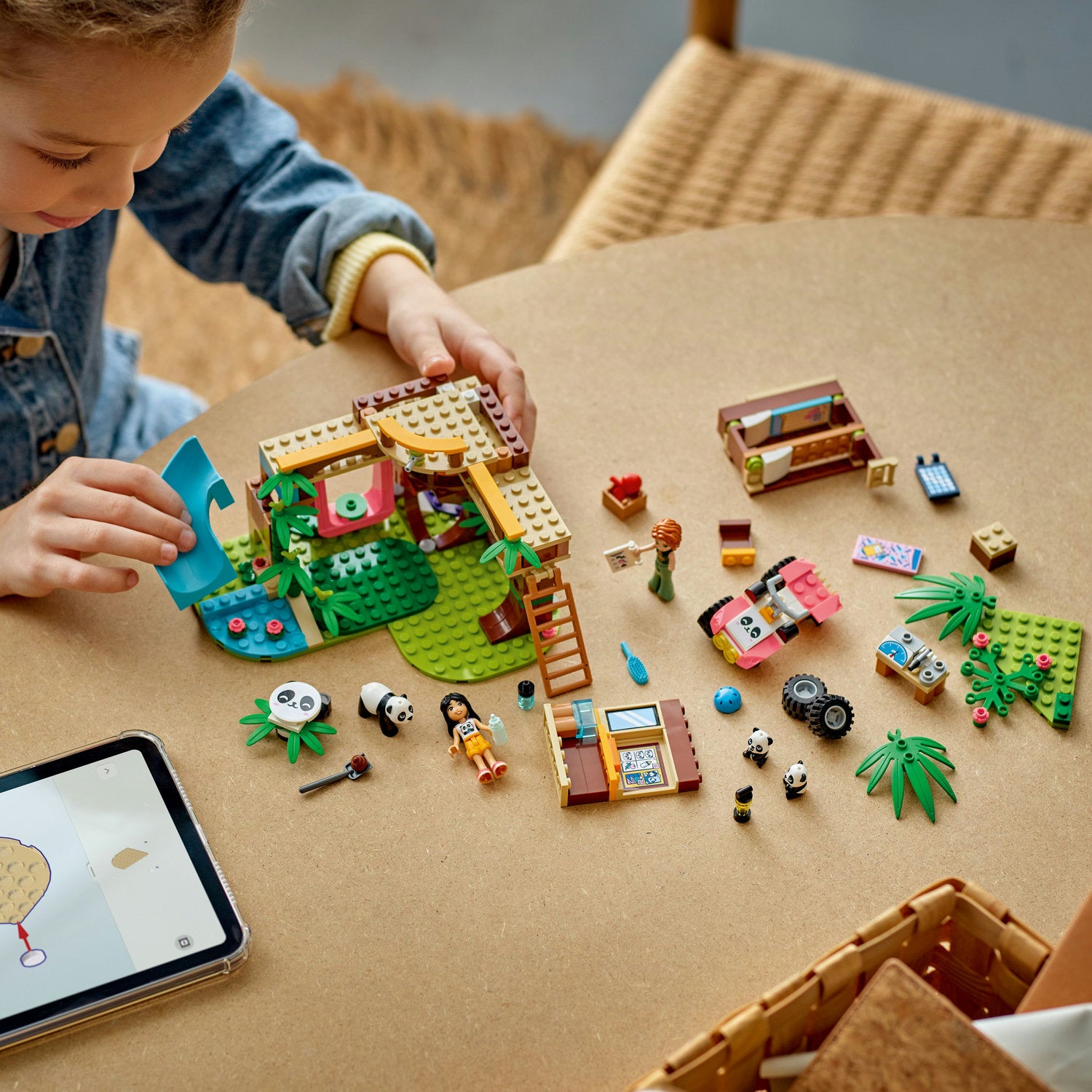 LEGO® Friends™ Panda Sanctuary Animal Care – AG LEGO® Certified Stores