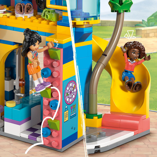 LEGO® Friends Heartlake City Friends Club House