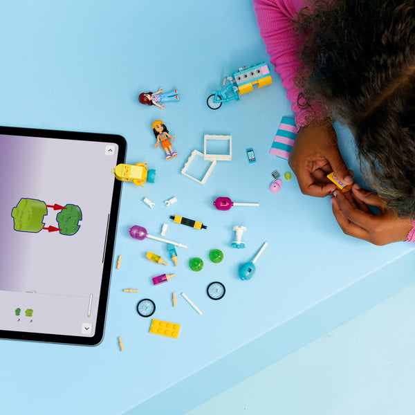 LEGO® Friends Ice Cream & Balloon Stand