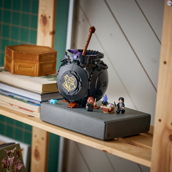 LEGO® Harry Potter™ Cauldron: Secret Potions Classroom