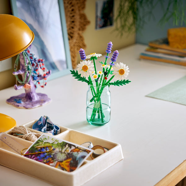 LEGO® Botanicals Daisies
