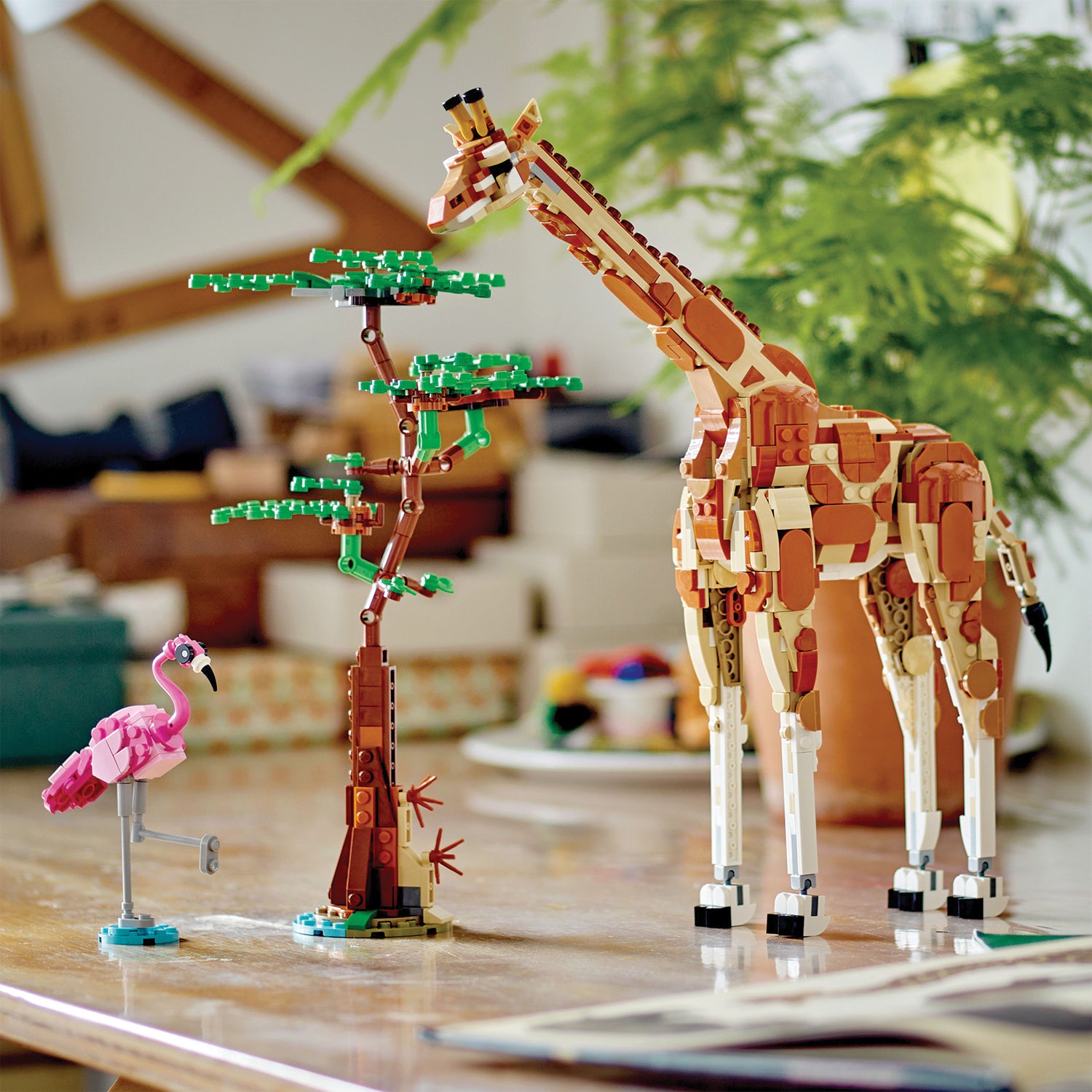 Giraffe hot sale lego set