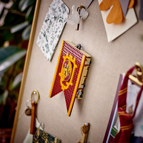 LEGO® Harry Potter™ Gryffindor™ House Banner