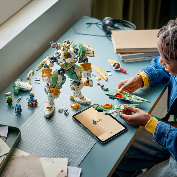 LEGO® NINJAGO® Lloyd’s Titan Mech 15th Anniversary