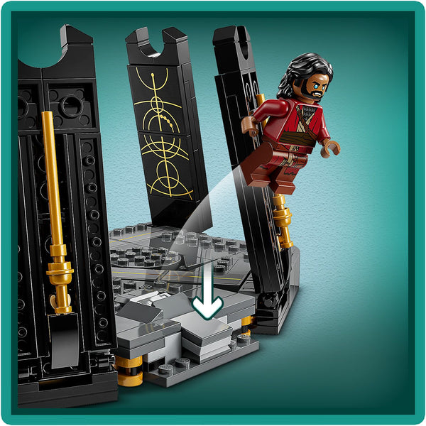 LEGO® Star Wars™ Ahsoka Tano’s Duel on Peridea