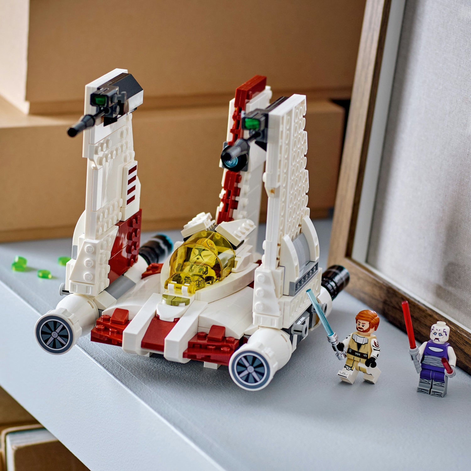 LEGO® Star Wars™ V-19 Torrent Starfighter – AG LEGO® Certified Stores