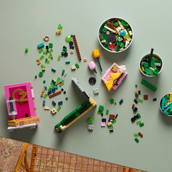LEGO® Wicked Glinda & Elphaba Bookends