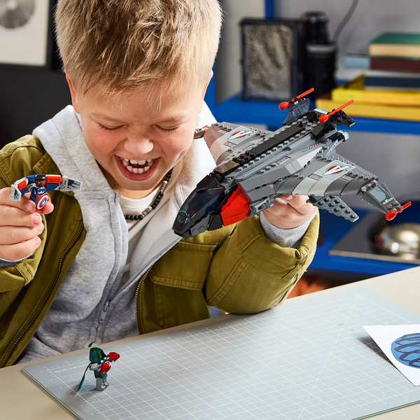 LEGO® | Marvel Avengers: Doomsday Quinjet