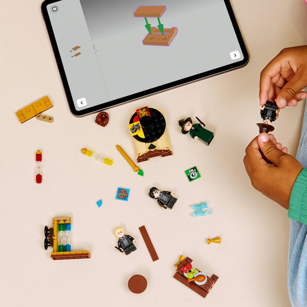 LEGO® Harry Potter™ Hogwarts™ Castle: Sorting Hat™ Ceremony