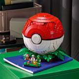 LEGO® Pokémon™ Iconic Trainer Moments Poké Ball