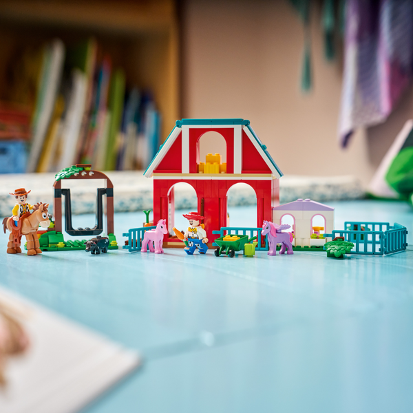 LEGO® | Disney and Pixar Toy Story 5 Blaze’s Horse Ranch
