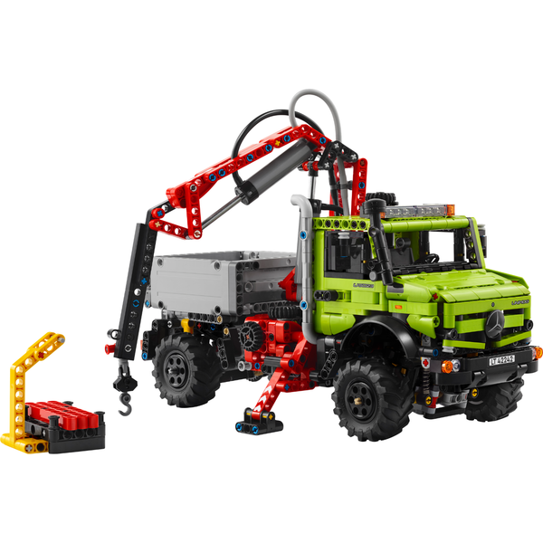 LEGO® Technic™ Mercedes-Benz Unimog U 5023 with Crane