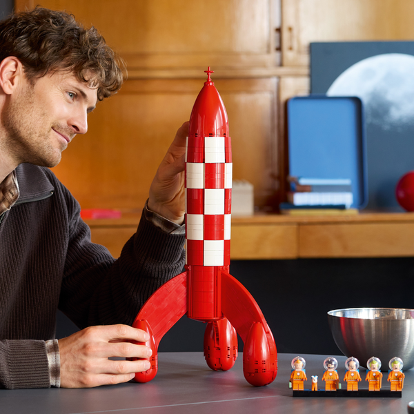 LEGO® Ideas Tintin® Moon Rocket