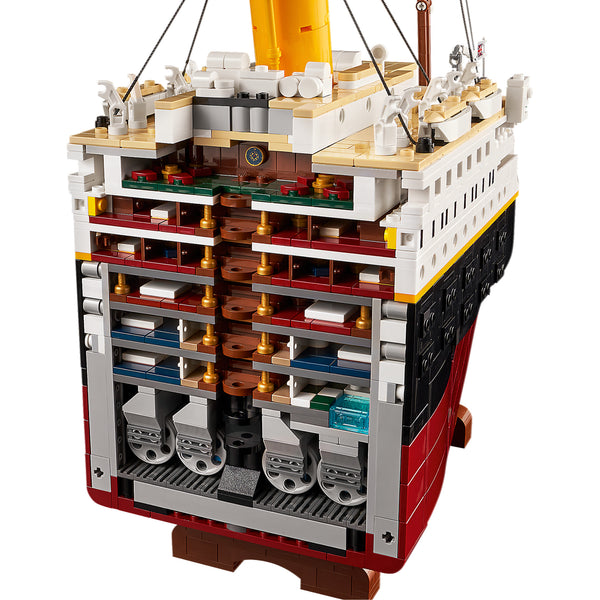 LEGO® Creator Expert Titanic – AG LEGO® Certified Stores
