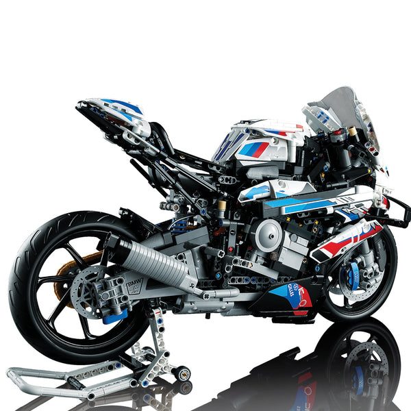 BMW Motorrad Presents the LEGO Technic BMW M 1000 RR