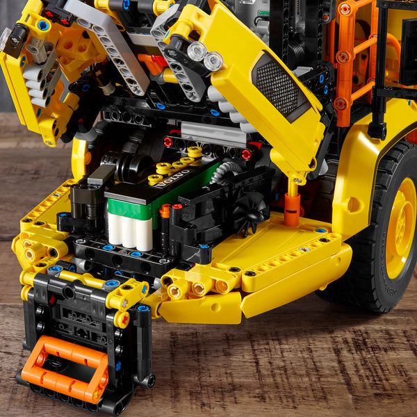 Volvo A60h Lego Technic Volvo Hauler LEGO® Technic™ 6x6 Volvo