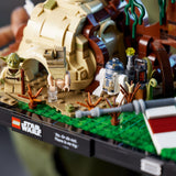 LEGO® Star Wars™ Dagobah™ Jedi™ Training Diorama