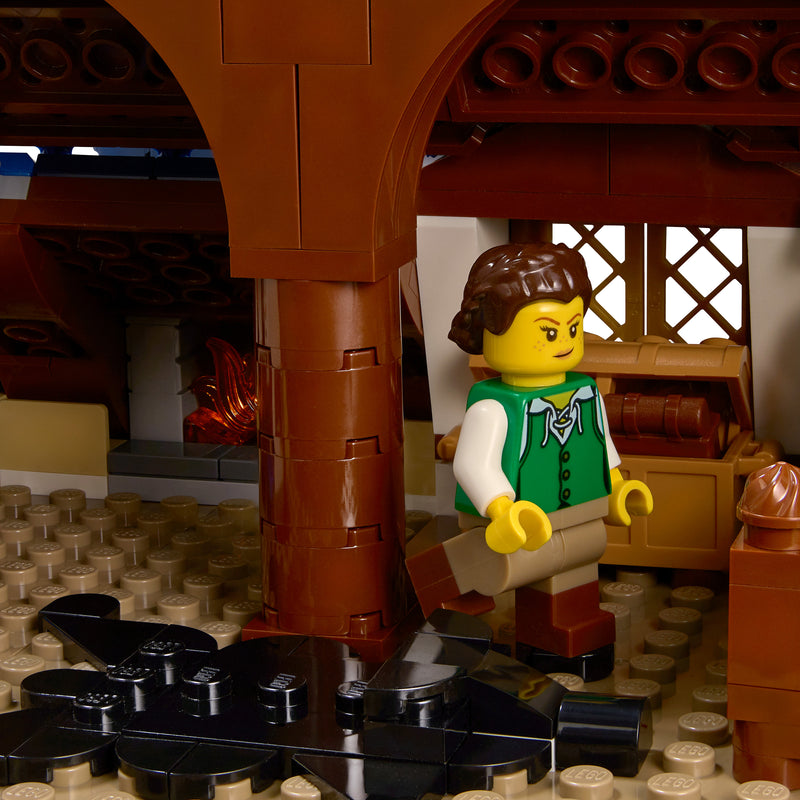 LEGO® Ideas Medieval Blacksmith