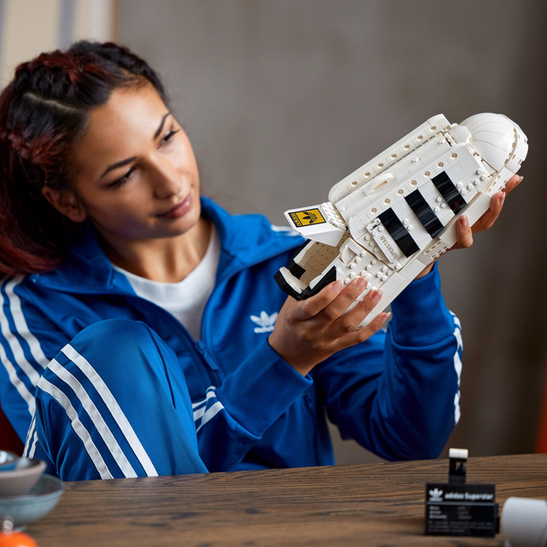 LEGO adidas Originals Superstar