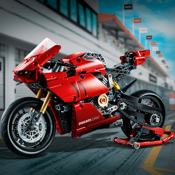 LEGO® Technic™ Ducati Panigale V4 R
