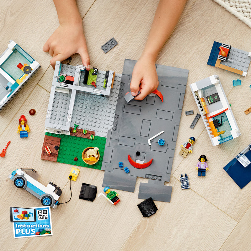 LEGO® City Family House