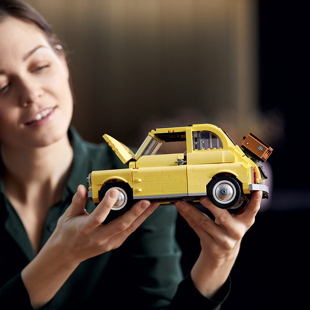 LEGO?� Creator Expert Fiat 500 �?? AG LEGO?� Certified Stores